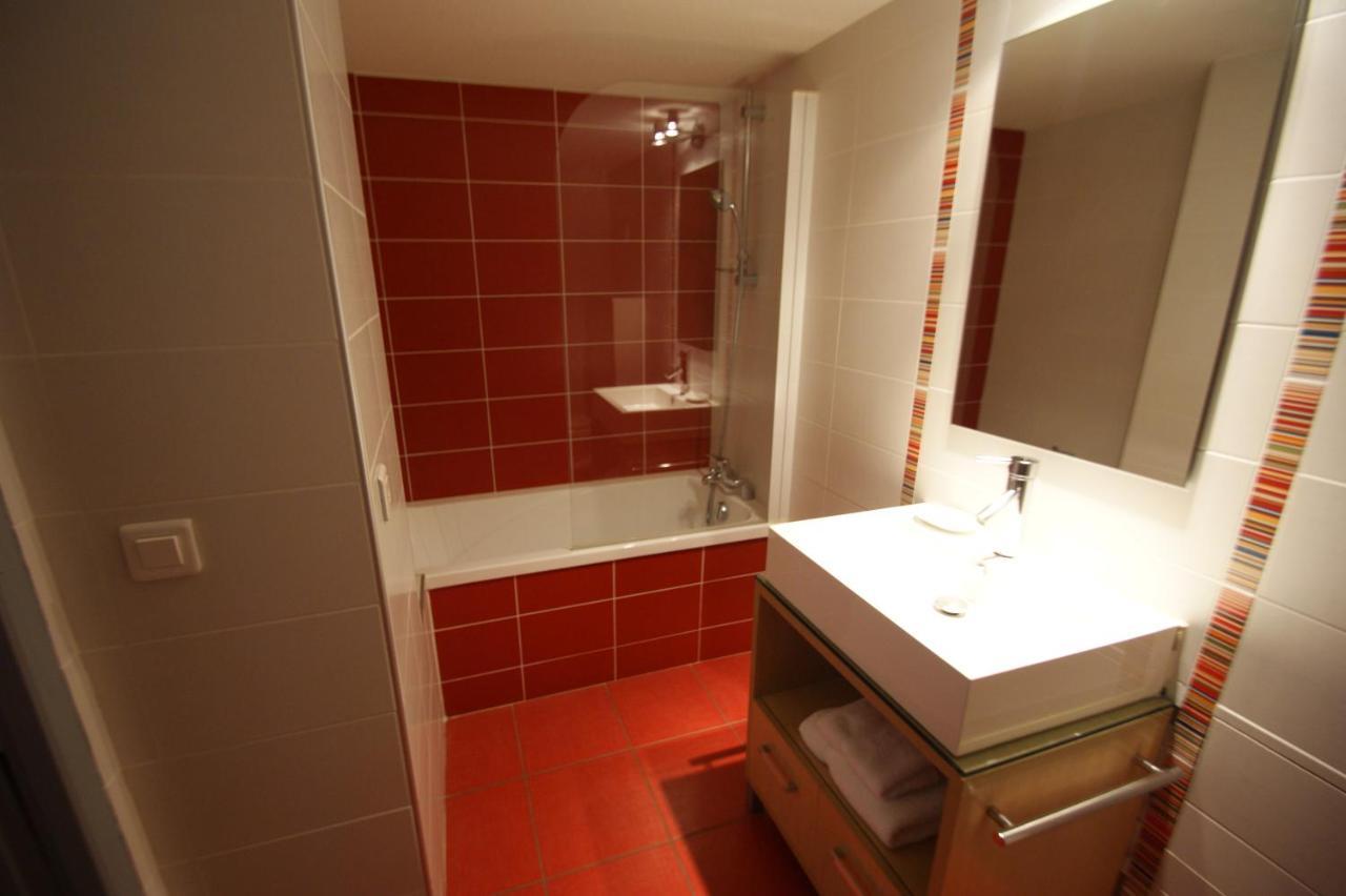 Kyriad Lyon Est - Saint Quentin Fallavier Habitación foto